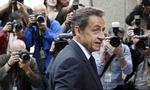 LIVREDNING. Sarkozy ankommer her til topmødet mellem eurozonens ledere, der skal finde en løsning for grækernes fremtid. 