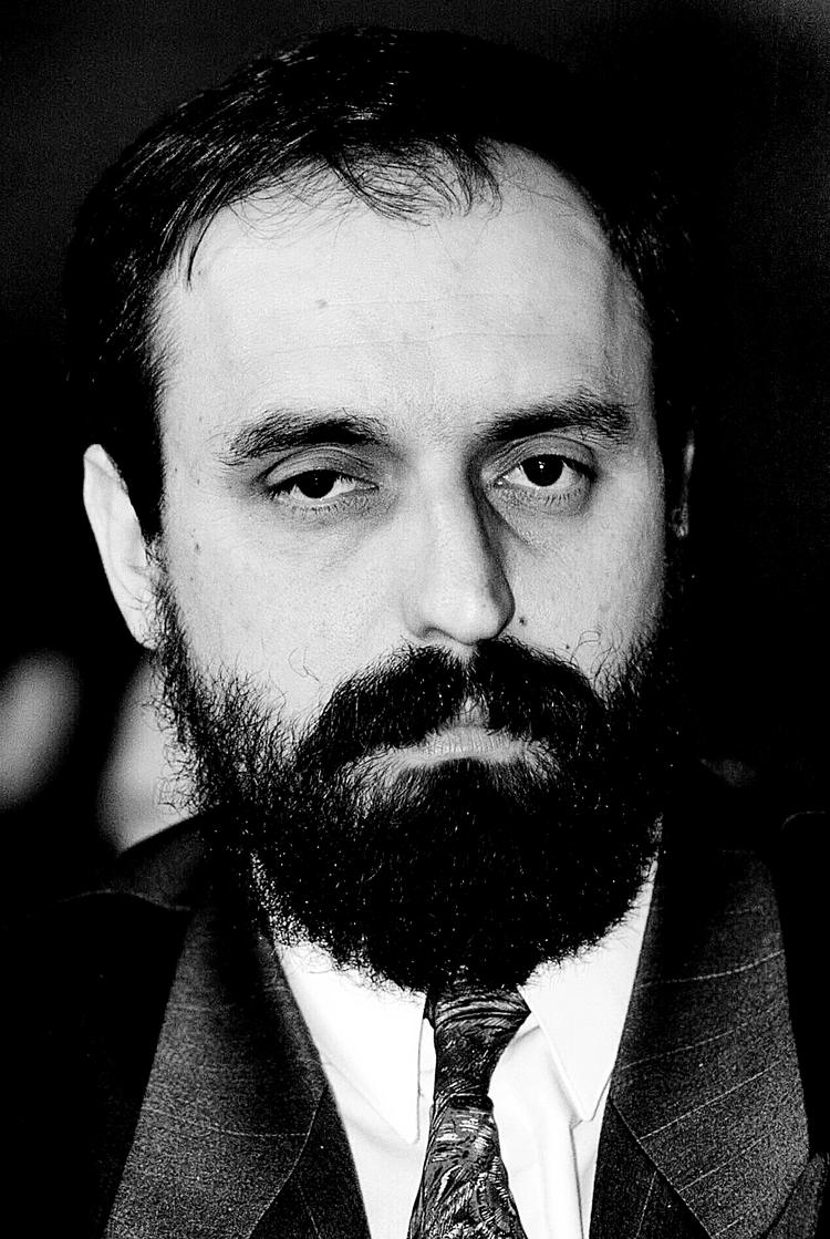 Modigliani. Den serbiske oprørsleder Goran Hadzic begik ifølge anklageren sin afgørende fejl, da han forsøgte at sælge et maleri af en italiensk modernist gengivet på fotoet i artiklen. 