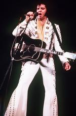 Superhero. Elvis Presley fortalte engang, at han som barn var noget af en drømmer, der svømmede hen i sine tegneserier. 
