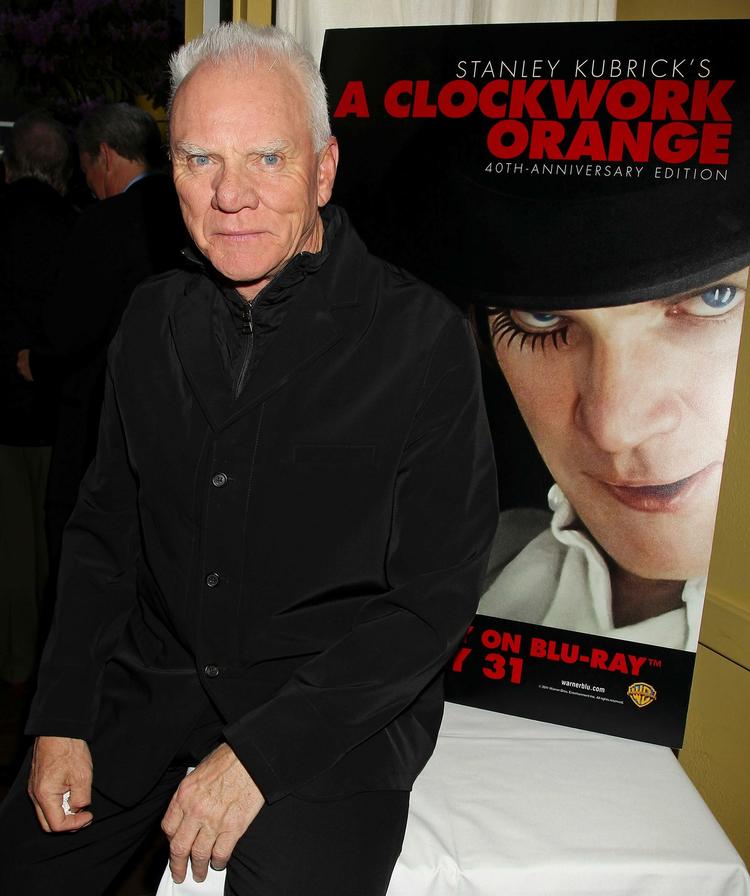 Ultravold. Malcolm McDowell havde hovedrollen i Stanley Kubricks filmatisering fra 1971. 