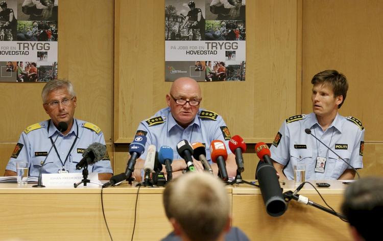 Kritik. »Når vi har at gøre med et nationalt traume, er journalisterne lidt mindre aggressive i den første fase. Det er jo ganske menneskeligt«, siger Helge Øgrim, redaktør på det norske fagblad Journalisten. 