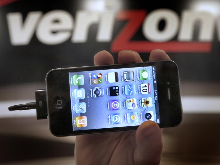 Rygtebørsen siger dig endnu ikke noget om, hvorvidt det bliver en iPhone 5 eller en ny version af iPhone 4. 