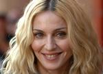 Instruktør. Madonnas debutfilm som instruktør, 'Filth and Wisdom', fik en ublid medfart af anmelderne, da den havde premiere i 2008. Men det har ikke afskrækket Madonna, der nu er klar med sin anden spillefilm, 'W.E'. 