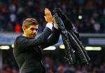 tilbageslag. Meget af Liverpools kreative opspil har de seneste år været lagt på Steven Gerrards skuldre. Anføreren bliver ikke klar til sæsonstart om 14 dage. 