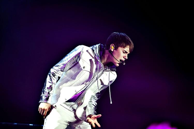Teenageidol. Det 17-årige canadiske teenageridol Justin Bieber (billedet) tager åbenbart ikke alle med storm, afslører en undersøgelse blandt 70.000 mænd på onlinemagasinet Allmen.com. 