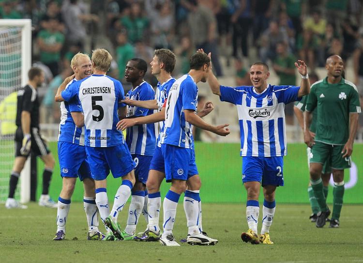 tragedie. De græske tilskuere udvandrede i takt med, at OB lagde afstand til hjemmeholdet Panathinaikos med supermål og en stålsat indsats. 