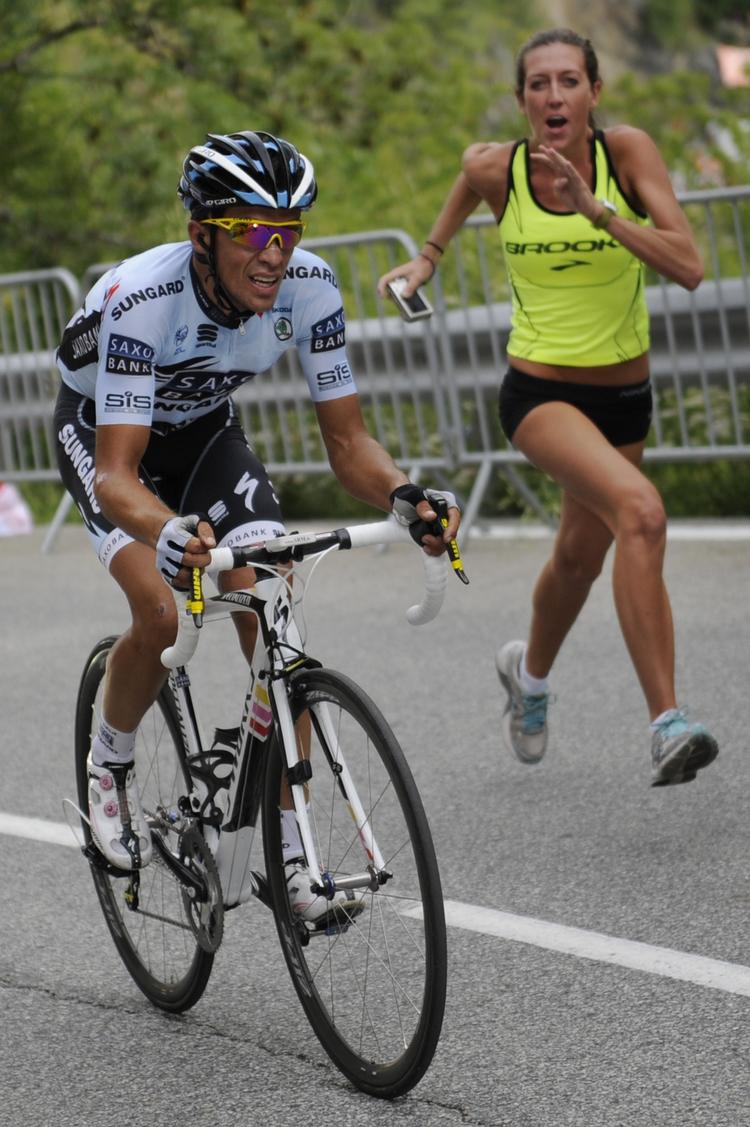 skuffet. Alberto Contador faldt igennem på et par etaper i Tour de France i år og fik kun en samlet femteplads i løbet. 
