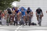 Klassement. Michael Mørkøv (nr. 2 fra højre) blev slået i spurten af Sacha Modolo (Colnago-CSF) og den danske VM-sølvvinder Matti Breschel (Rabobank). 