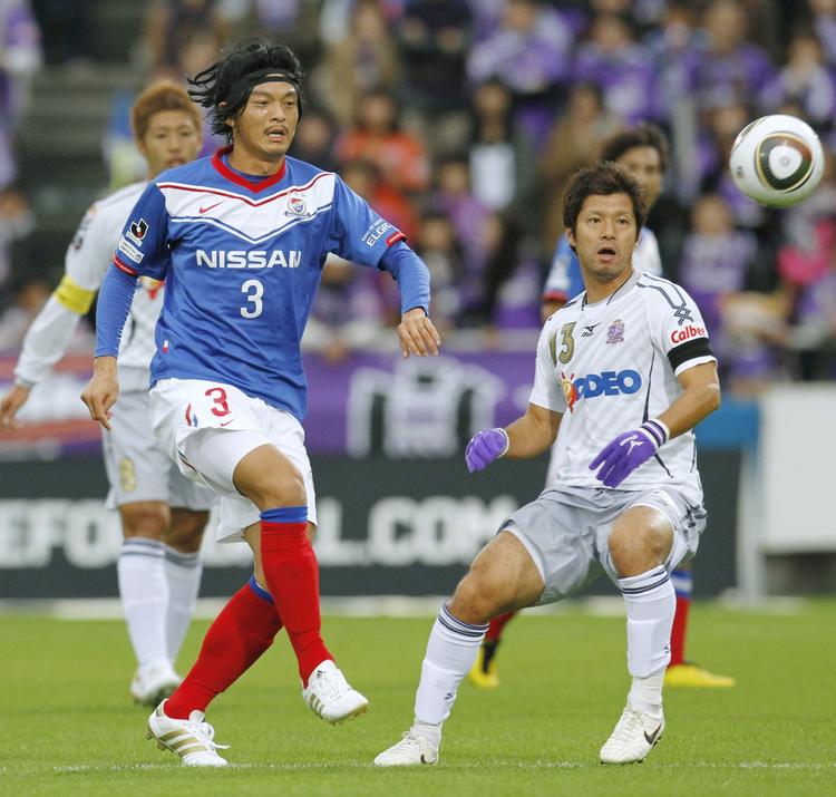 Matsuda. Forsvarsspilleren Naoki Matsuda (t.v.) nåede at spille 40 landskampe for Japan. 