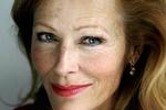 Mormor med meninger. Suzanne Bjerrehuus (billedet) og Karen Thisted undersøger prostitutionsmiljøet i en af de fire nye programmer, som TV 2 lancerer i efteråret. 
