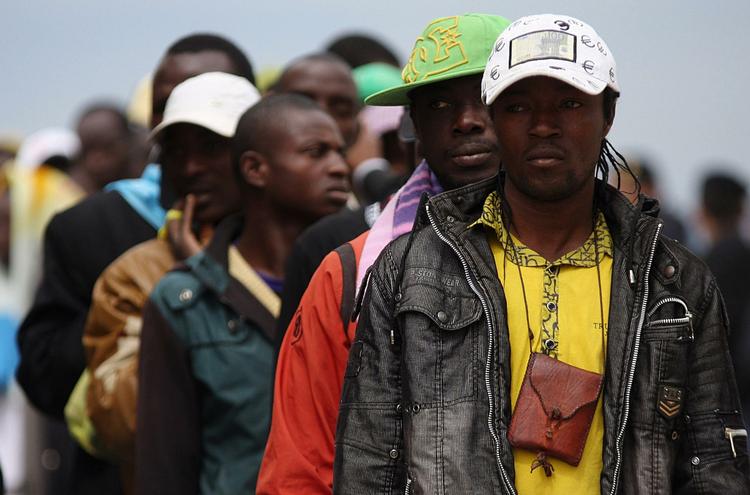 Risiko? Udgør migranterne fra syd en sikkerhedsrisiko for os nordboere, eller er det vores strengere migrationskontrol, der udgør en sikkerhedsrisiko for dem. 