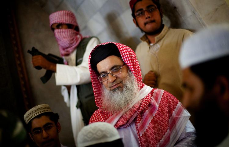 Maulana Abdul Aziz  of the Red Mosque in Islamabad. Archive. 