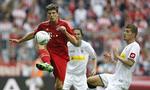 overraskelse. Bayerns topscorer Mario Gomez blev holdt fint i skak af Mönchengladbach, men angriberen havde dog et forsøg på den ene opstander. 