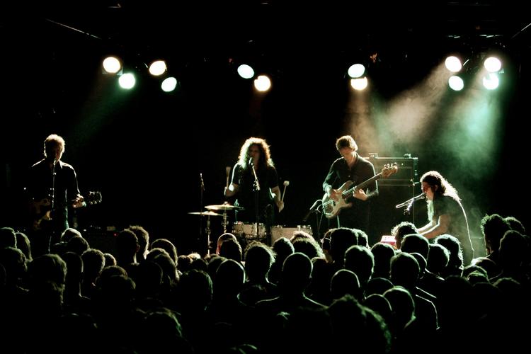 Koncert. Slowcore-pionererne Low spillede på Lille Vega. Og det var en langsom og øm oplevelse. 