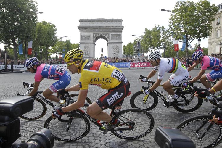 Parløb. Tour-vinderen Cadel Evans og verdensmesteren Thor Hushovd kører til næste sæson sammen på BMC-mandskabet. 
