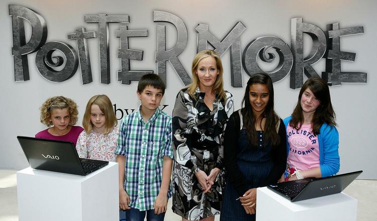 Pottermore. Rowling og co's webunivers har tiltrukket svindlere, der vil lukrere på Potter-manien, samt diverse former for virale angreb. 