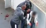 UDPLYNDRING. Her tømmer gerningsmændene den omtumlede Asyraf Haziqs rygsæk for værdier. 