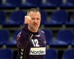 slut. Fra 1997 til 2008 spillede Peter Henriksen 71 landskampe, den sidste i en alder af 36 år. 
