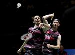 drama. Det blev meget tæt og lige. Men Mathias Boe og Carsten Mogensen misbrugte en matchbold og tabte en drabelig dyst fredag i kvartfinalen til de syvendeseedede indonesere, Mohammad Ahsan og Bona Septano. 