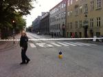 sprængfarligt. Politiet fik meldingen om håndgranaten klokken 07.46, hvorefter de afspærrede området. 