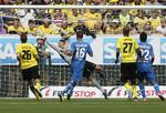 drømmemål. Hoffenheims Sejad Salihovic har sendt en kanonkugle afsted, som Dortmunds målmand Roman Weidenfeller ikke kan parere. 
