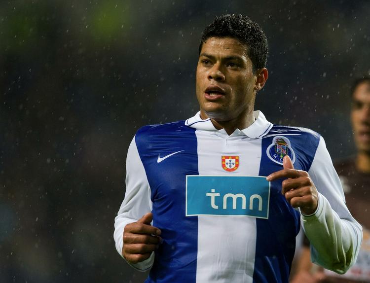 ombejlet. Angriberen Hulk fra FC Porto har været i søgelyset hos flere topklubber. Tottenham forsøger nu med et kæmpemæssigt bud. 