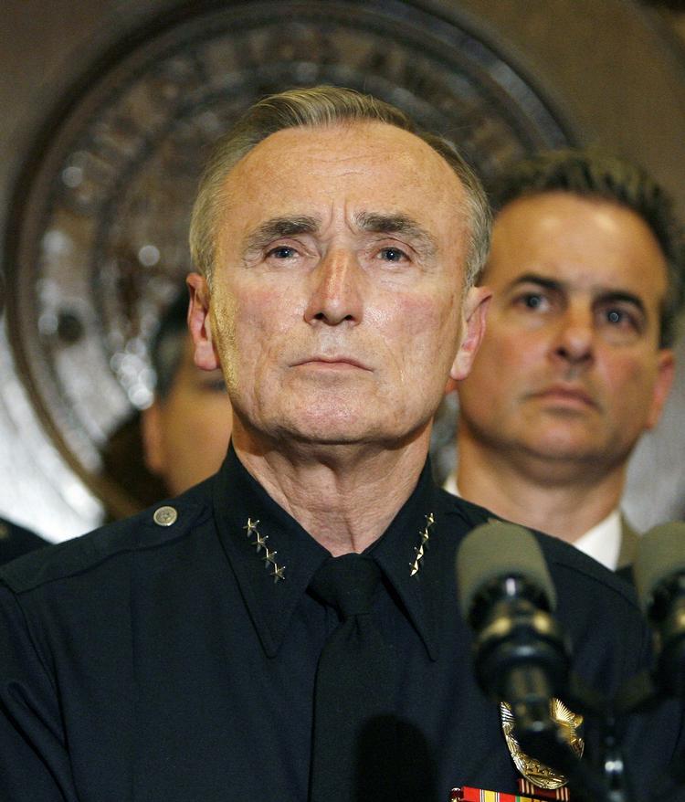 Rutineret. Den respekterede 'superbetjent' Bill Bratton skal rådgive premierminister Cameron om at løse uroligheder. 