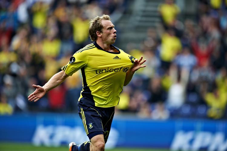 målscorer. En scoring til 2-1 skabte jubel hos Michael Krohn-Dehli, men i slutfasen gik det alligevel galt for Brøndby. 