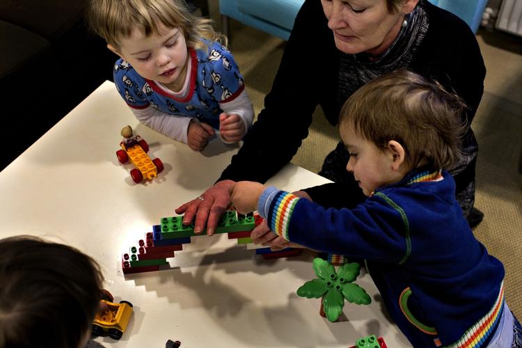 OPMÆRKSOMHED. Margrethe Vestager vil diktere antallet af pædagoger i daginstitutioner, så der i landets vuggestuer højest er 3,2 børn pr. fuldtidspædagog eller pædagogmedhjælper. 