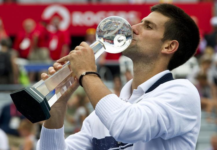 samler. Der må være trængt på trofæhylden hjemme hos Novak Djokovic. Finalesejren i Montreal var karrierens 27. på ATP-niveau. 