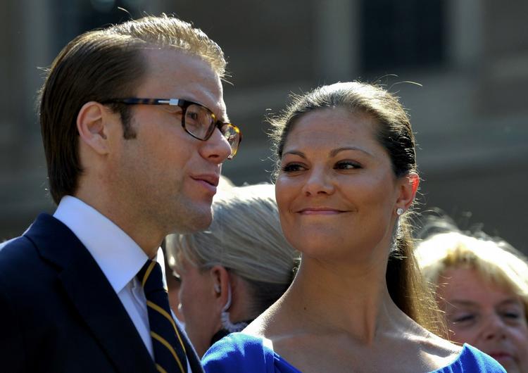 Lykkelige. Kronprinsesse Victoria, der i dag er 34 år, blev gift med prins Daniel i juni sidste år. 