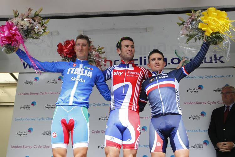 fremgang. I søndags blev Sacha Modolo (tv.) besejret af Mark Cavendish i London (med franskmanden Samuel Dumoulin som nummer), men hjemme i Italien blev det til endnu en sejr. 