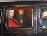 FÆNGSLING. Anders Behring Breivik fotograferet i skudsikker politibil på vej til grundlovsforhøret efter massakren og bombeterroren den 22. juli. 