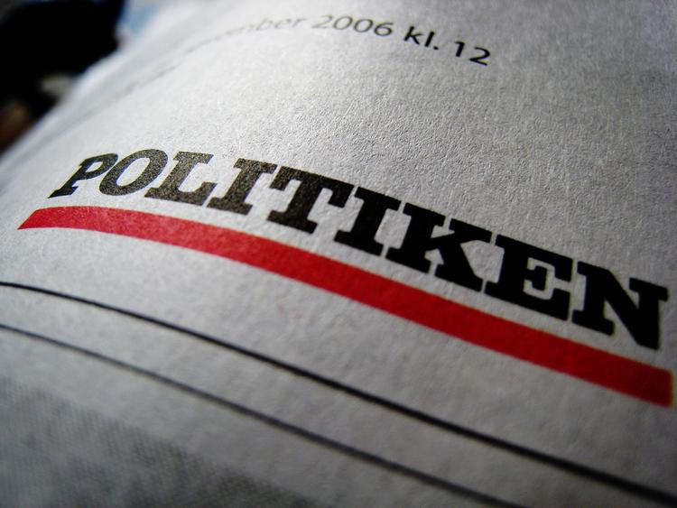 Politiken. Dagbladet Politiken fylder overraskende meget i de andre dagblades spalter. 