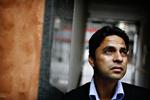 Højere magter. Hvis ikke folkekirken vil acceptere homoseksuelles parforhold, vil Manu Sareen (RV) ikke være med i klubben. Han har nu meldt sig ud af folkekirken. 