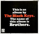 Skrump. I dag sidder meget få med et stort lp-cover foran sig, når de hører ny musik. Udbredelsen af  mp3-afspillere og smartphonesr, har skabt nye coverdesign i mikrostørrelse. 