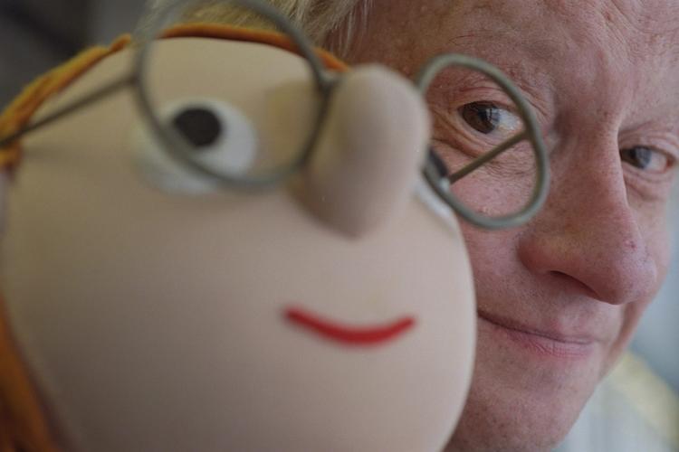 Folkekær. En af Jesper Kleins glansroller var som Tryksen i Jullerup Færgeby. 