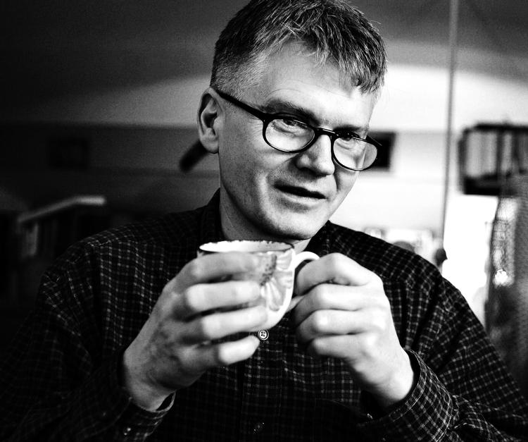 Hemingwaysk. 51-årige Gyrdir Elíassons noveller er ladet med stemning og betydning og blottet for pynt. 