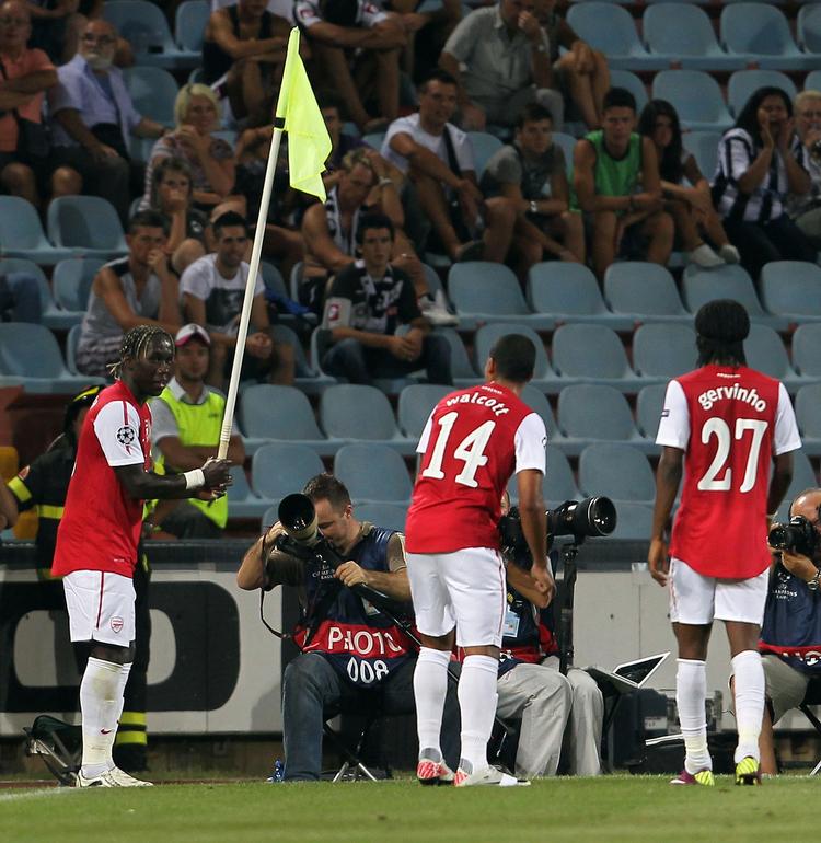 flagbærer. Der var grund til at kippe med flaget for Arsenal, og det gjorde Bacary Sagna. 