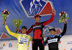 podiepladser. George Hincapie (midt) vandt dagens etape i USA, mens den samlede leder i løbet, Tejay Van Garderen (tv) blev nummer to. Tredjepladsen gik til Tom Danielson (th). 