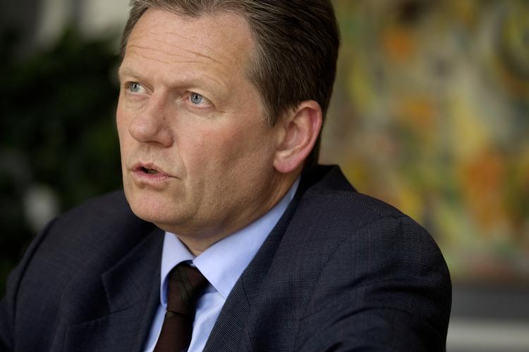 Anonym. Barfoed skal snakke substans, økonomi og tal, hvis han vil undgå et dårligt valg. 