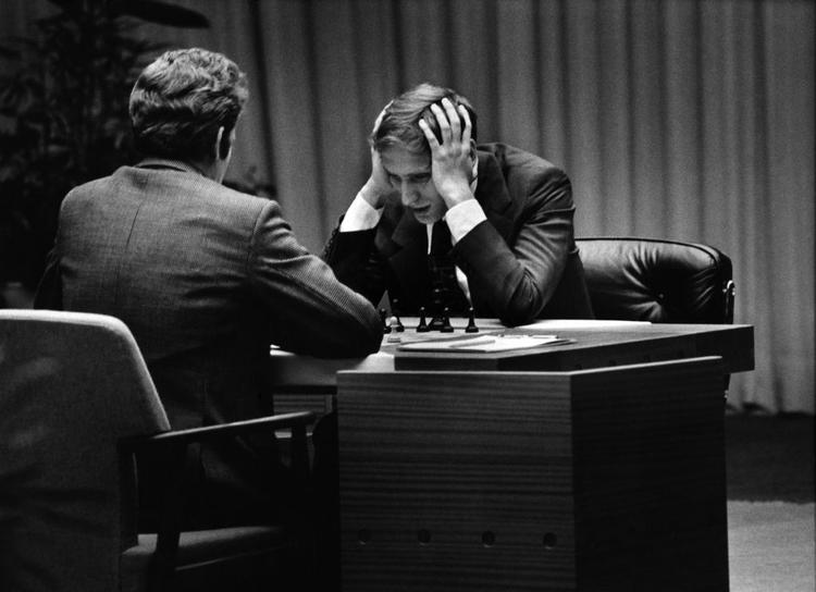 Dokumentar. Jeg kender dit træk. Gjorde skak Bobby  Fischer paranoid? 