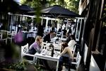 Nyt. Med Nimbs Terrasse er der kommet lys over det tidligere Divan 2. 