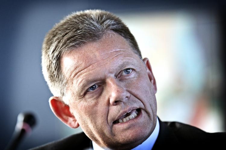 Bestemt. Lars Barfoed vil ikke forære noget til Socialdemokraterne, og dermed er det usikkert, hvordan der kan skabes flertal for boligrabatten. 