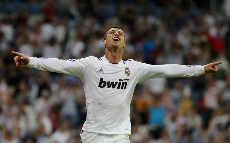 Mååål. Ronaldo scorede 40 gange i sidste sæson. 