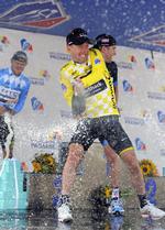 Sprøjteri. Levi Leipheimer svingede flasken efter sejren i US Pro Cycling Challenge. 