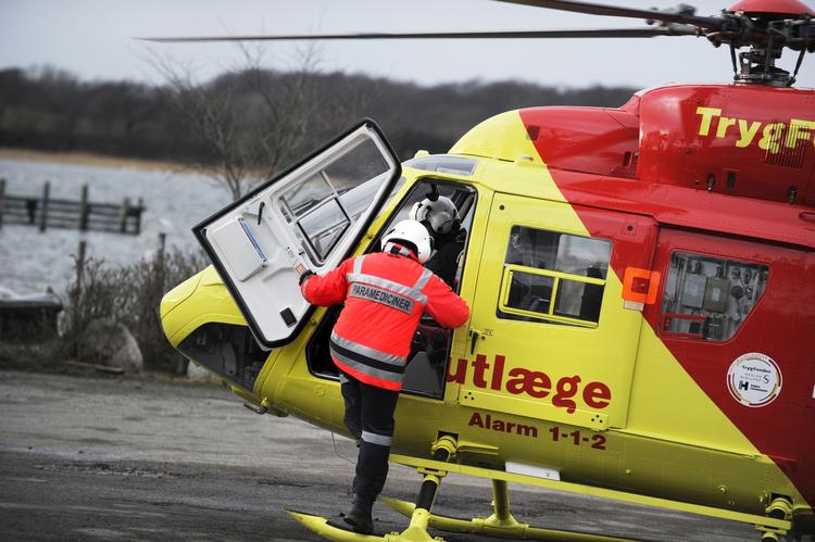 Alarm. Det udløste en større redningsaktion, da 13 elever og to lærere fra Lundby Efterskole kæntrede i det iskolde vand i Præstø Fjord i februar. 
