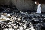 Forbrydelse. Massakren i denne lagerhal lidt uden for Tripoli kan være en af de største krigsforbrydelser, der er begået under det libyske opgør. 