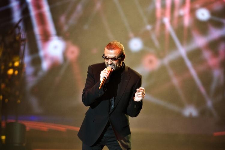 Brusenichekaraoke. George Michaels symfonisk eksperiment i Herning kunne sagtens have været mere ophidsende. 