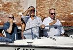 Ohøj! George Clooney ankom til Venedig i går. Standsmæssigt, men dog ikke i en gondol. I aften åbner hans nye film, 'Ides of March', den 68. filmfestival i Venedig. 